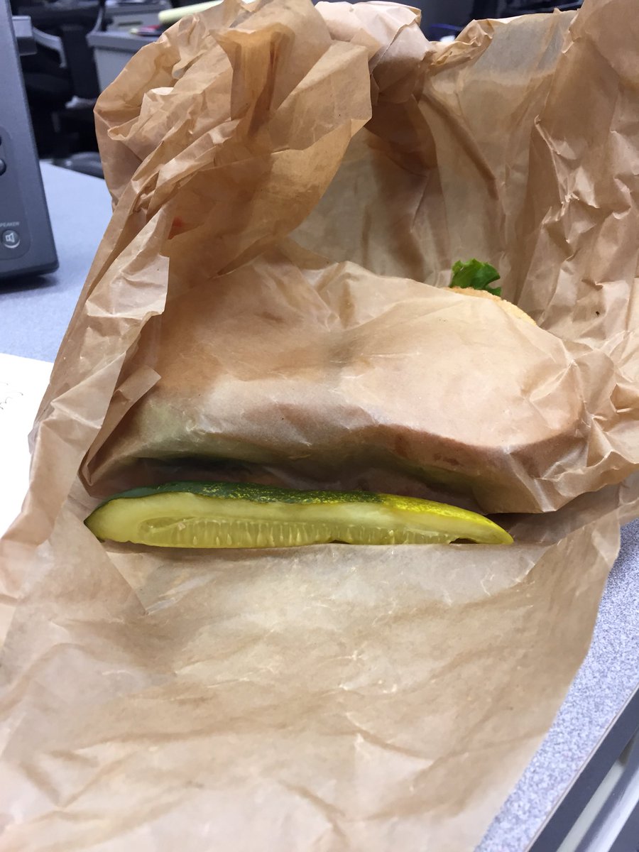 SavannaTomei's tweet photo. Thank you to the lovely people of @panerabread for keeping the "side pickle" AWAY from my sandwich! #hatepickles https://t.co/TeFkHHwL88