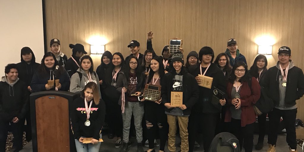 Mizshar10's tweet photo. #DFCHS Academic and Athletic Achievement Awards Banquet - Congratulations to all the award winners! Very well deserved. Iโm so proud. #hardworkpaysoff #academicexcellence #leaders #studysohard #futuresobright https://t.co/nPiEmECHQu