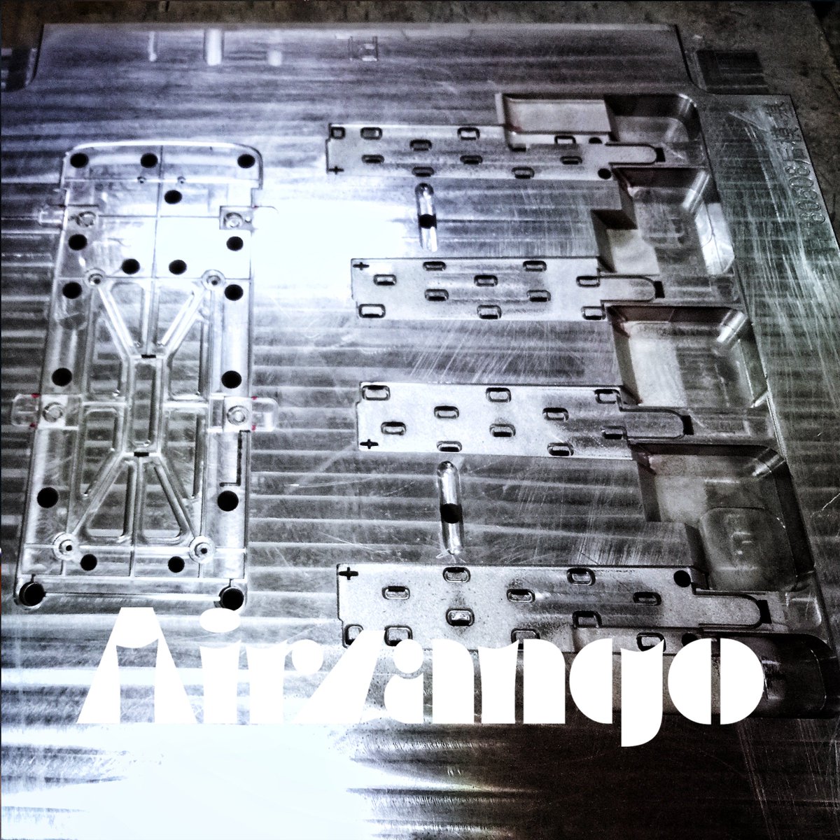AirLango's tweet photo. Made by #Airlango _ Molding process finished!!!! Ready to small scale production #drones #AI https://t.co/Uk3PBpwo7d