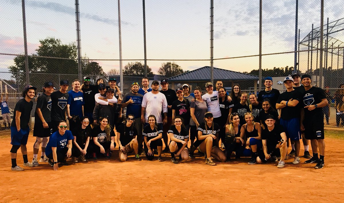 candystevens517's tweet image. Faculty vs Senior softball game. Faculty dominated with a final score of 13-2. Proud to be a Bulldog! @IBHSclassof2018