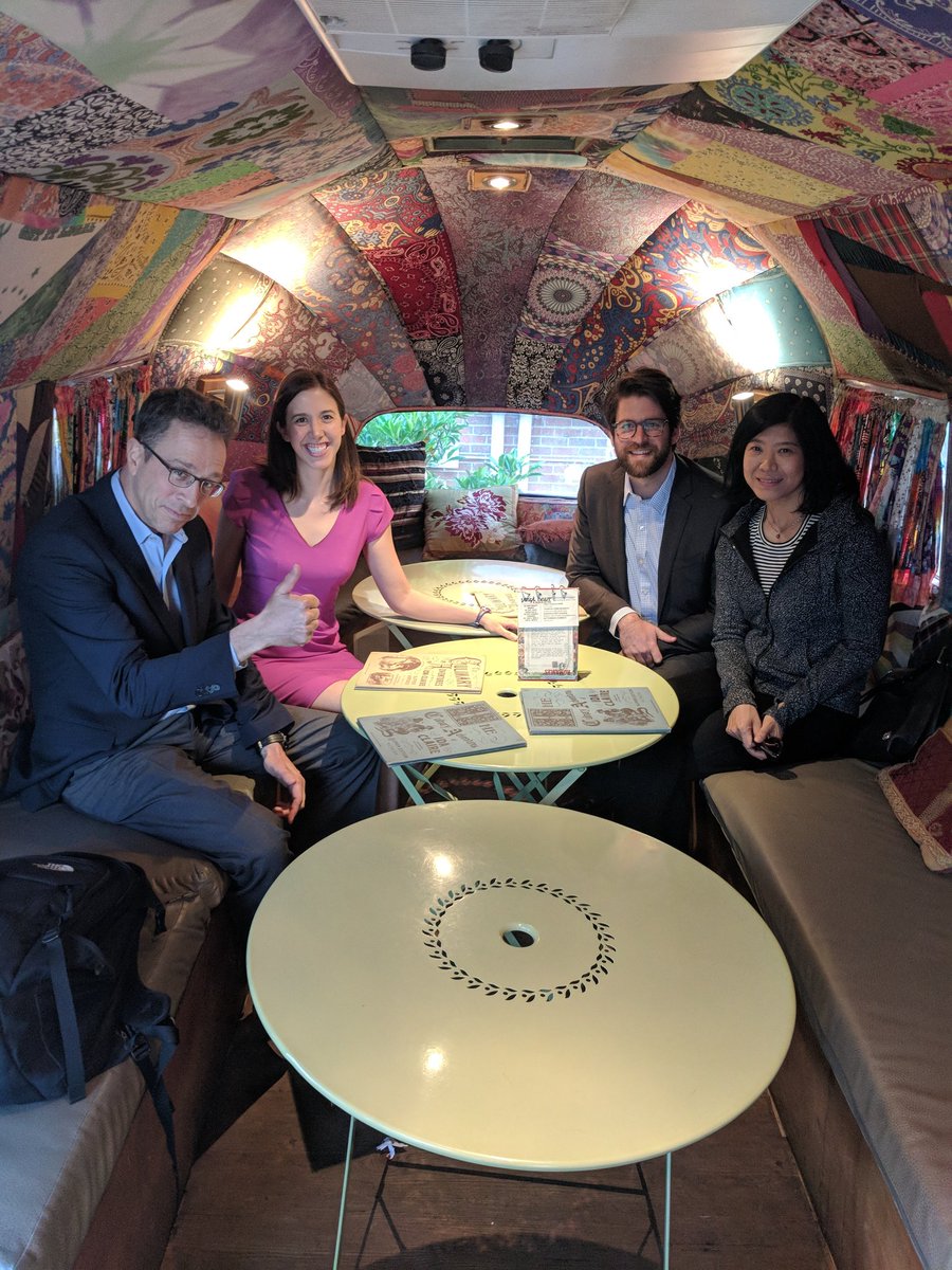 LaurenSchudde's tweet image. Great ambiance and company with fellow #comm_coll researchers after #cscc2018 reception tonight. @meikled_john @XueliWang1 @DavisJenkCCRC