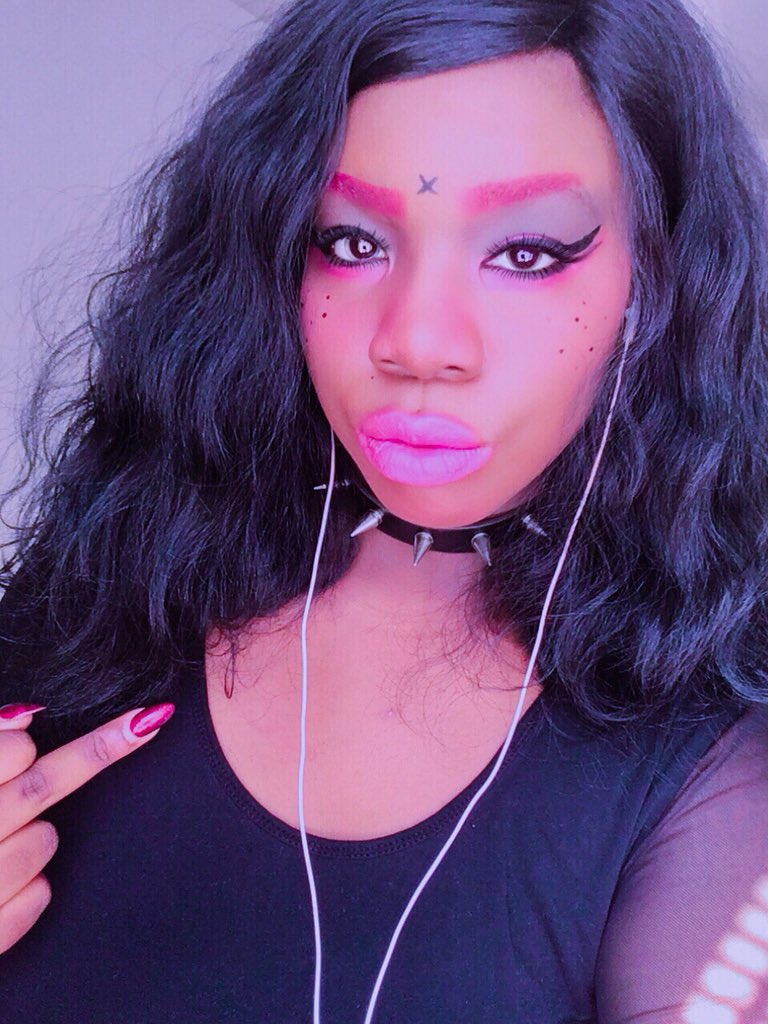 YoMainGal's tweet image. 