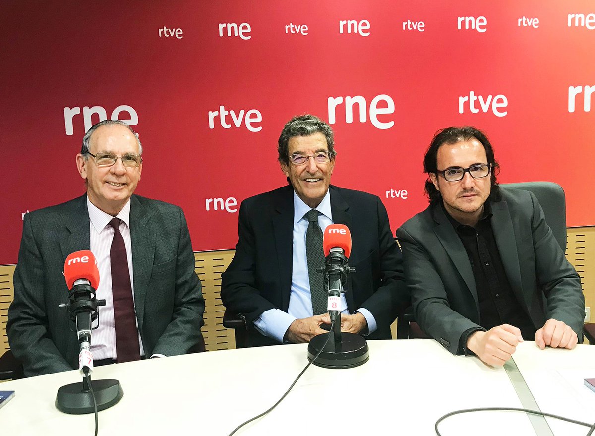 Escamilla_David's tweet photo. DISSABTE 28-04-18 | 21:00 H - PROGRAMA
 @Club21_radio4 @Escamilla_David #GrupoIndukern  #JoseLuisDiaz-Varela #FinBlue #FinishMetal @ibercondor @MerceBrey @LladoMiquel @Pimec @AutonomsPIMEC #MiquelCamps @jserranop https://t.co/iqoopt2fVZ