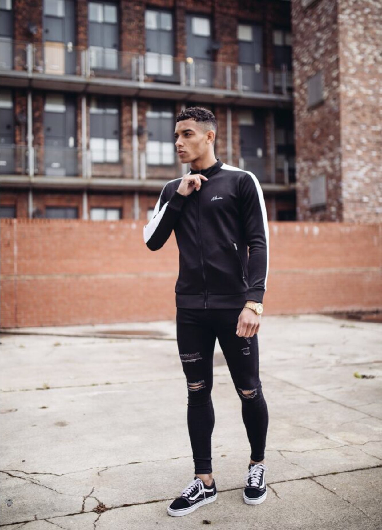 Track top top with jeans