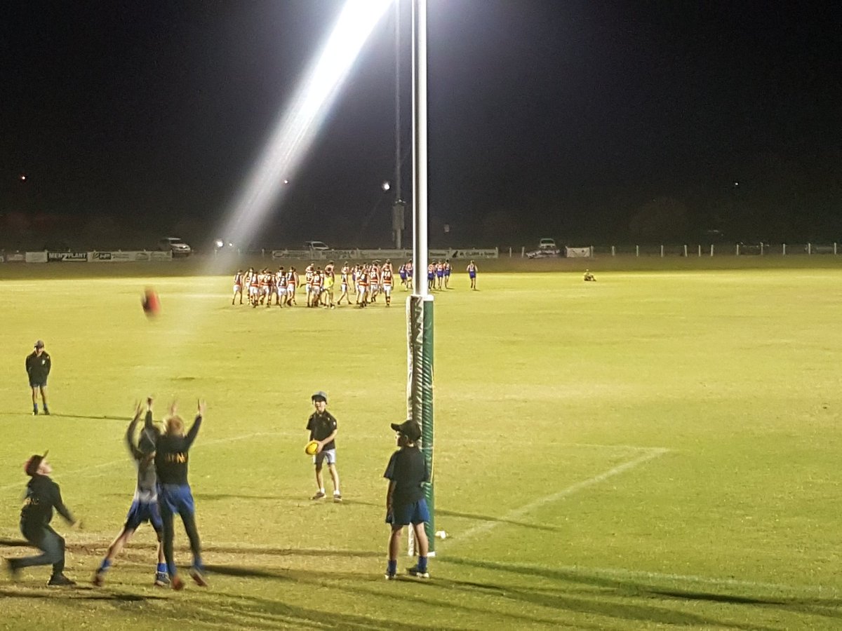 Halftime <a href="/NIFNC/">Narrandera Eagles</a> 4.5 (29) trailing Crows 8.7 (55)