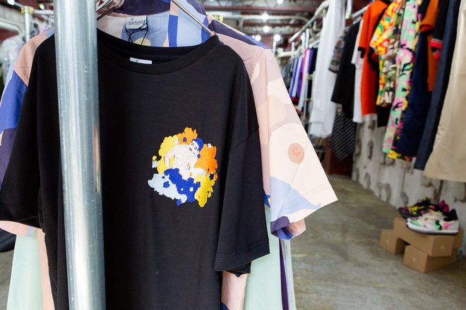 fashionsnap's tweet photo. 【今日から】コンテナストアが東京初出店。オープン記念として4月28日から5月4日まで「ワイ・プロジェクト（Y/PROJECT）」のポップアップイベントを開催 https://t.co/dhLFVE1j6g #CONTENASTORE #東京 https://t.co/ZXUsrMHfav