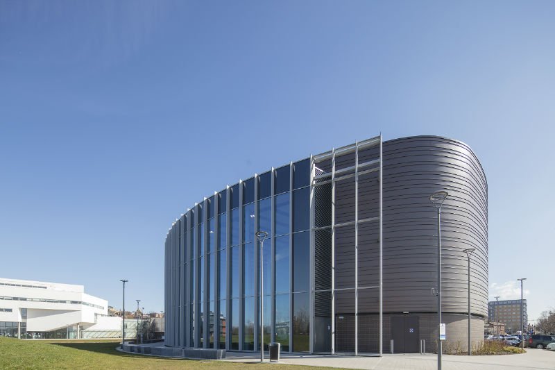 Lincoln Uni's Isaac Newton Building enhanced by <a href="/TechnalUK/">Technal UK</a>: A broad range of the brand's offering was deployed in the commission.
<a href="/unilincoln/">University of Lincoln, UK</a> @BAMConstructUK <a href="/glassHUS/">Glasshus</a> #construction #education ow.ly/rmYe30jFzPa