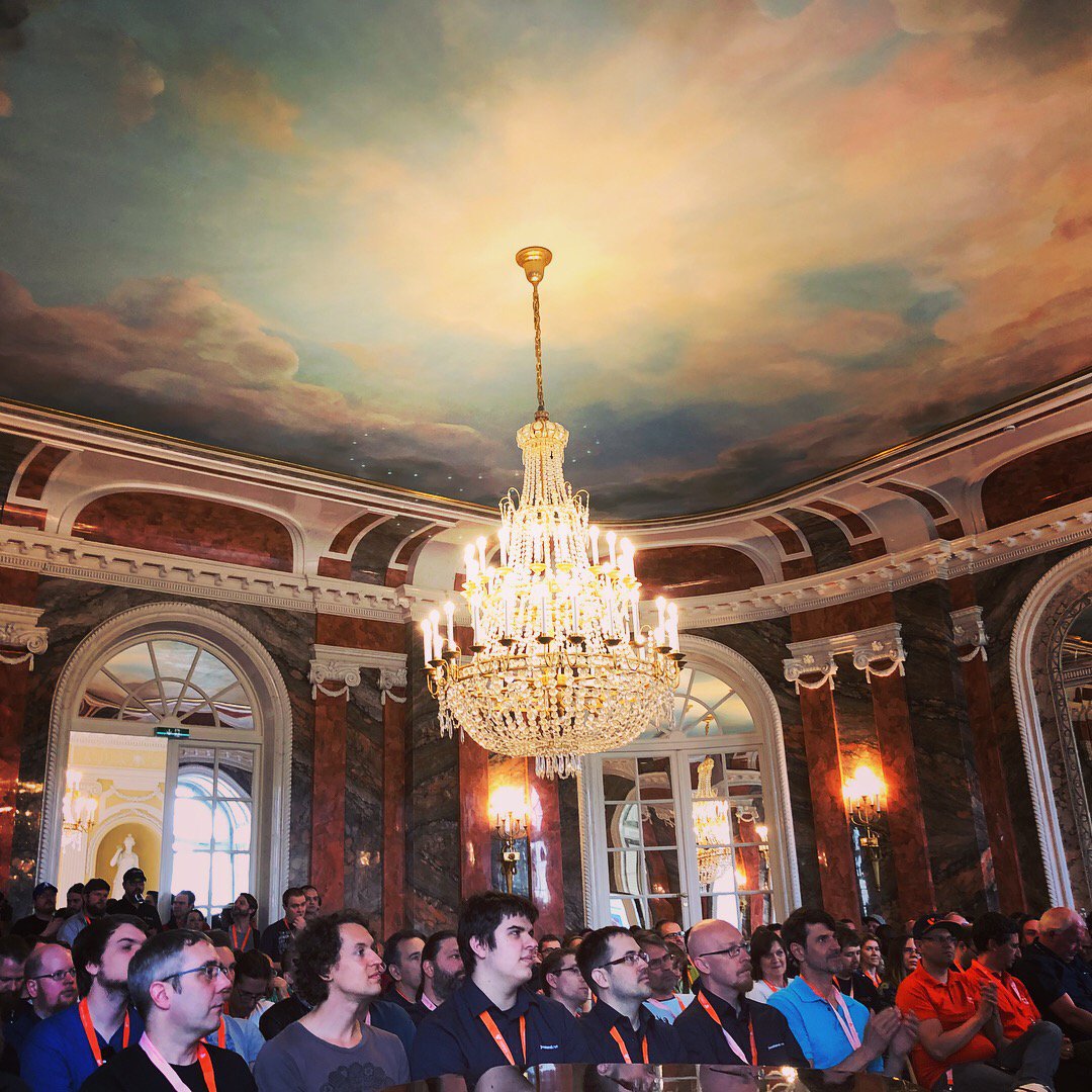 weareb13's tweet image. Viele TYPO3 Freunde sind dieses Wochenende zum #T3CS angereist. Willkommen in den königlichen Hallen von #Hohenheim