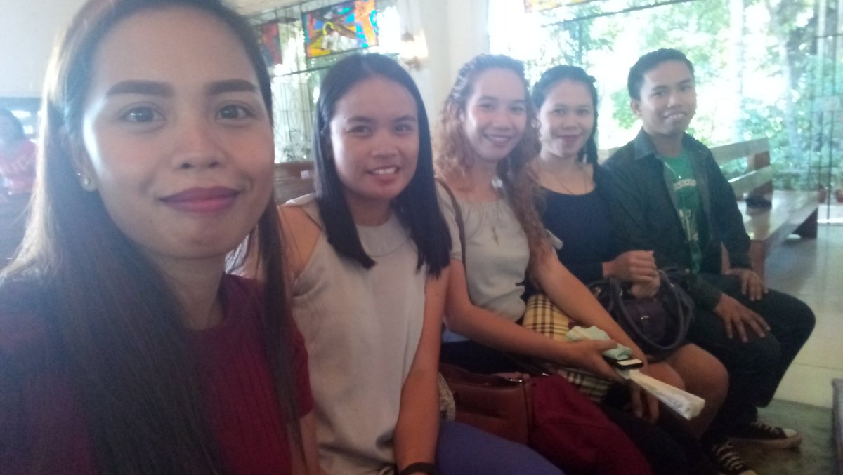 zinniazeee's tweet image. hi guys 🤣🤣 #TropangPointEks #CollegeBuddies #MathMajors