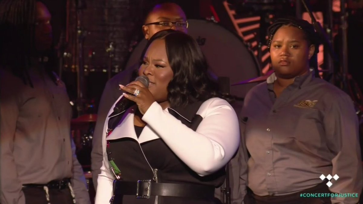Tickie_Ty's tweet photo. @common @tashacobbs
@eji_org’s #ConcertForJustice #TIDALxEJI https://t.co/tFwD1m4LIQ https://t.co/XzKhz9bFbG https://t.co/3sK0jmkvtU https://t.co/rOshAaciPX