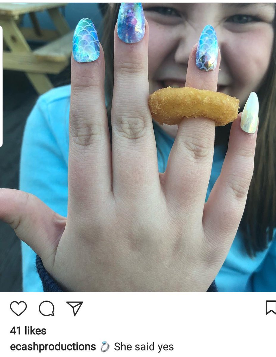 yleerobert's tweet photo. This better be how my man proposes to me.. https://t.co/uALu2CkRbI