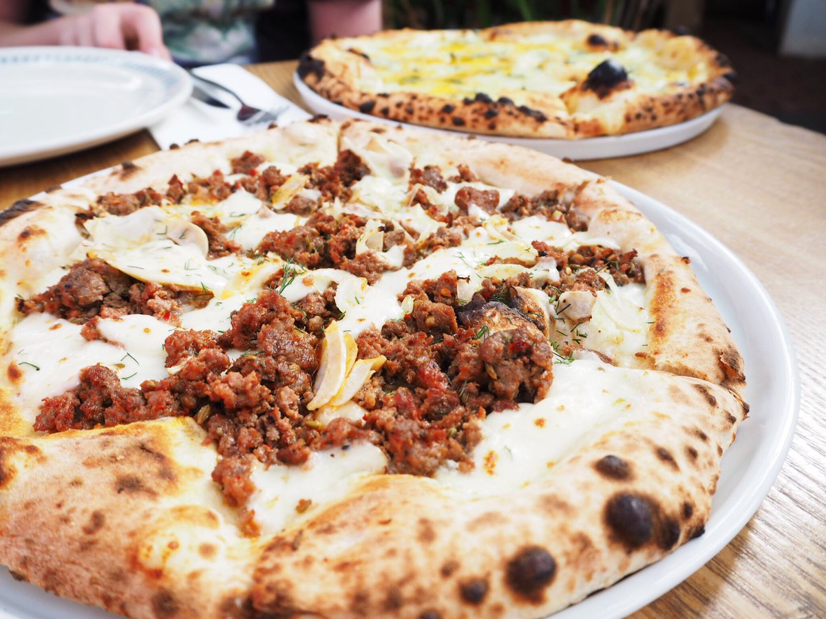 Goodfoodthyme's tweet photo. Quattro formaggi and salsiccia pizzas to share. 🍕@Pizza_teca #pizza #McLarenVale #Adelaide https://t.co/0SCU9FOHJQ