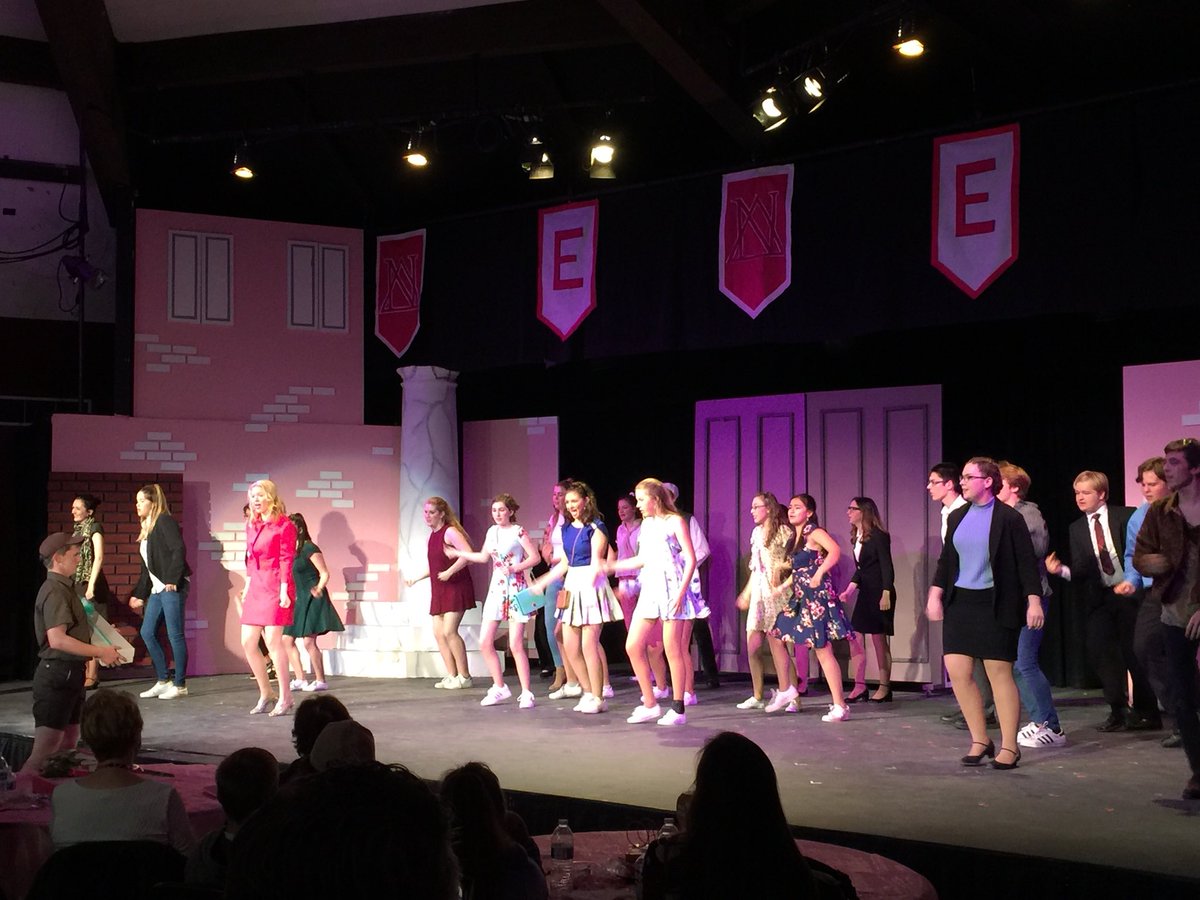 Cast of “Legally Blonde” knocks it out of the park at the opening night performance at San Marin High. Fantastic performances, casting, music, lighting and sets. What a really fun night!!