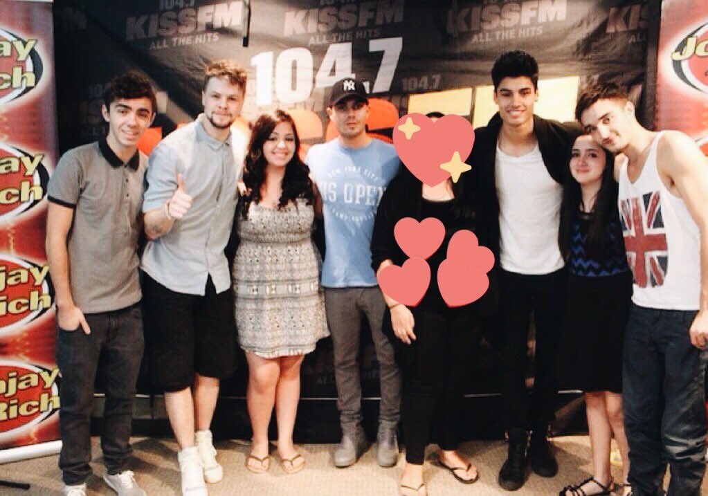 w0wlizzzz's tweet photo. #WeLoveSivaBecause no words needed 💞 forever will adore this man for giving me some of my favorite memories of my life @SivaKaneswaran https://t.co/rJ52hAVKWb