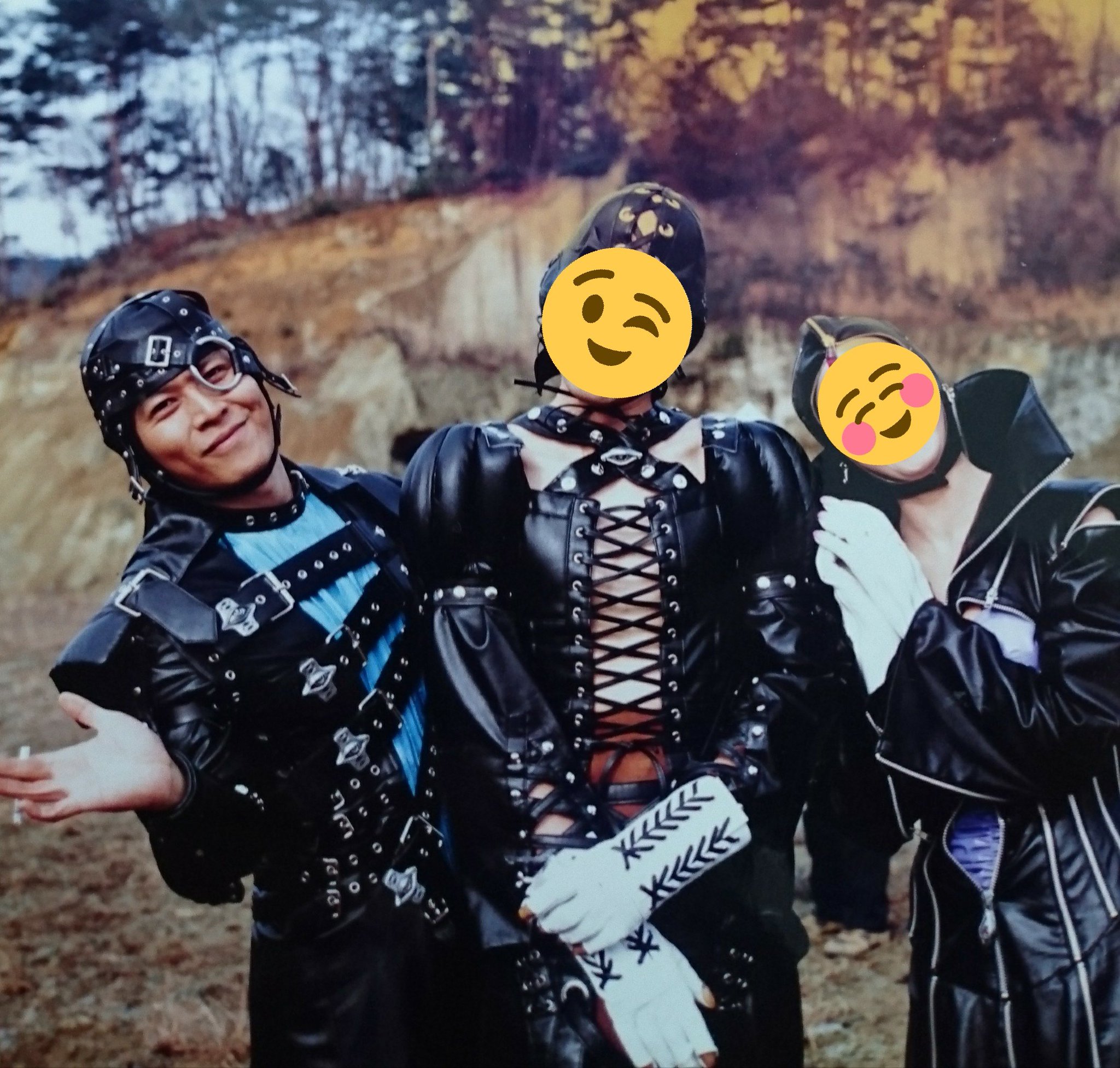 西 凜太朗 A Twitter ダイレンジャー 五星戦隊ダイレンジャー シャダム こんなのも 撮ってくれた方に感謝 相当楽しそうな顔して写ってんな オレ お二方も楽しそうな顔で写ってんだけど まだ了承得てないので マークで ふーん この頃の写真はいつもタバコ 西 凜太朗 A Twitter ダイレンジャー 五星戦隊ダイレンジャー シャダム こんなのも 撮ってくれた方に感謝 相当楽しそうな顔して写ってんな オレ お二方も楽しそうな顔で写ってんだけど まだ了承得てないので マークで ふーん この頃の写真はいつもタバコ