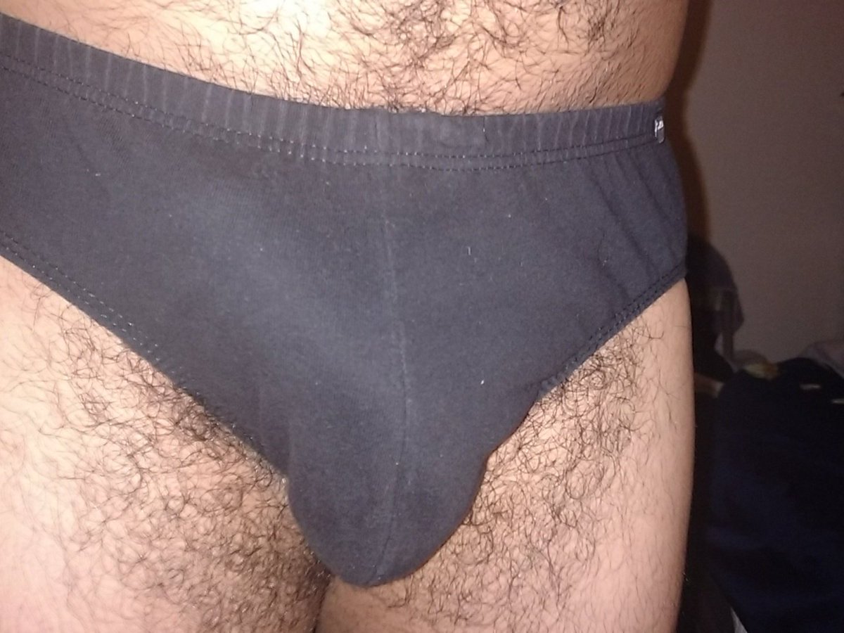 trsbrf's tweet photo. En bikini negro
#trusa #briefs #bikini #bikinibriefs #morbo #bulge #bulto #rinbros #underwearbulge #underwear #undies #underwearfetish #underwearoftheday #underwearlover #mensunderwear https://t.co/HrY1SVRTCj
