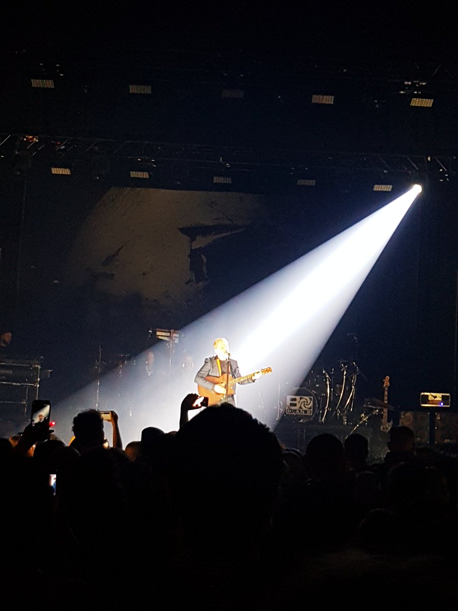 _MrsSabreDrew's tweet photo. #PlanB #heavenbeforeallhellbreaksloose #tour https://t.co/Js6GrLICmd