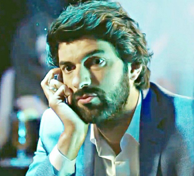 farooq_saleha's tweet photo. #EnginAkyürek did you ever count how long a single time in waiting is????
It seems tooooo loooong like a lifetime....ufffff😰😰😰😥😥😥
Waiting for the #NewShares 💖💖💖& dreaming of a #NewSeries 🤗🤗🤗 @Artistanbul1 https://t.co/OiUtQl0hGK