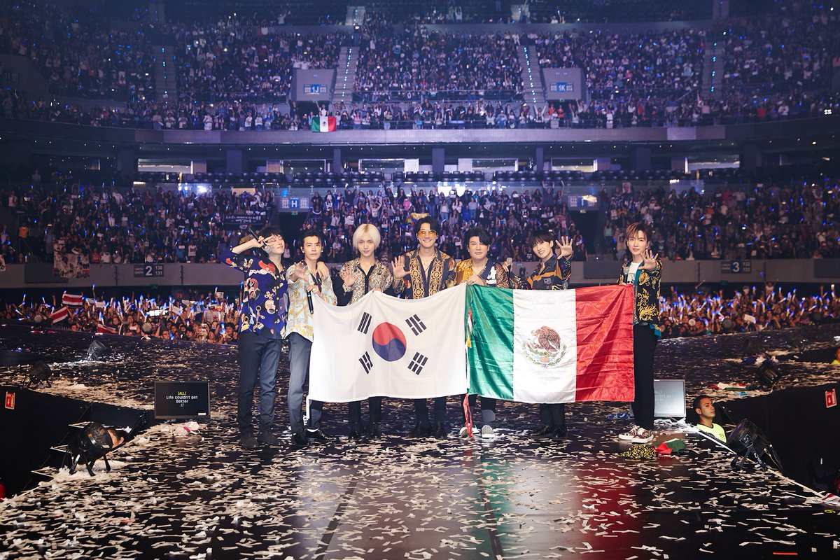 SJofficial's tweet photo. #SUPERJUNIOR WORLD TOUR "#SUPERSHOW7" in #MexicoCity

#PremiosMTVMiaw #MTVLAKPOPSJ #MTVBRKPOPSJ @SJofficial https://t.co/bX9y8B9lwb