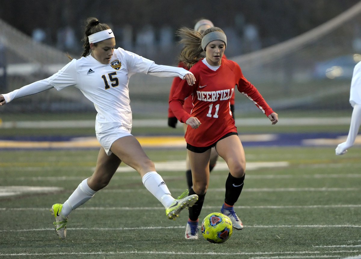 Pioneer_Press's tweet photo. Two years after reaching the state final and one year after posting a sub-.500 record, the Deerfield girls soccer team is 13-3-1 and making amends for 2017.

Story: https://t.co/E6OmOK282C #PioneerSports https://t.co/Iz929D8PO6