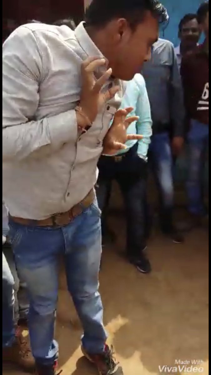 Why_Doctor_'s tweet photo. @RealSheetal @Amanproudhindu @JibraanSeth @iamWali10 @thuug_lyf @GaindaSwamy @pokershash @Gujju_Jon @AMIT_GUJJU @RAC7R @JhoothaChal @Soul_Squirrel @i_upasana @Kanatungaa @lohartweets @Dr_JaySpeak @choga_don @LilSattu @imarunaksh My entry for #noFilterMakeUpTwitter
Challenging @LandLord_Gurjar https://t.co/38Q7Ud4rAs
