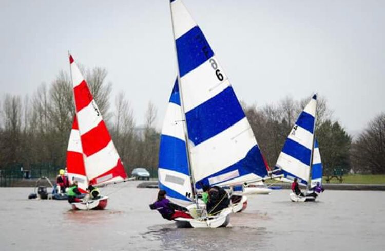 BurtonSailing's tweet photo. A busy club day, Dinghy Senior Instructors Course, @lborosailing LuffUp and Honda RYA Youth Rib training. @RYAMidlands #volunteers #Sailing https://t.co/CKWo4wKtp5