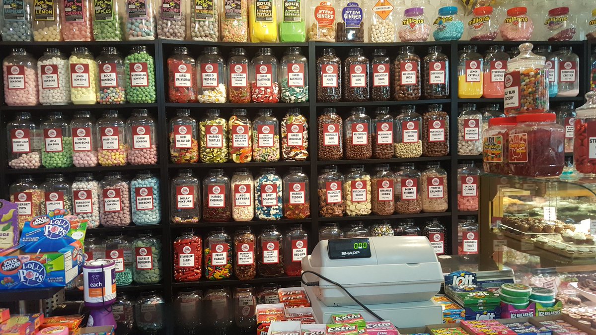 SweeetMeemories's tweet photo. Why not try our most popular sweets:
-Bon Bons
-Flying Saucers
-Rhubarb and custard https://t.co/CR9Pp375Pi