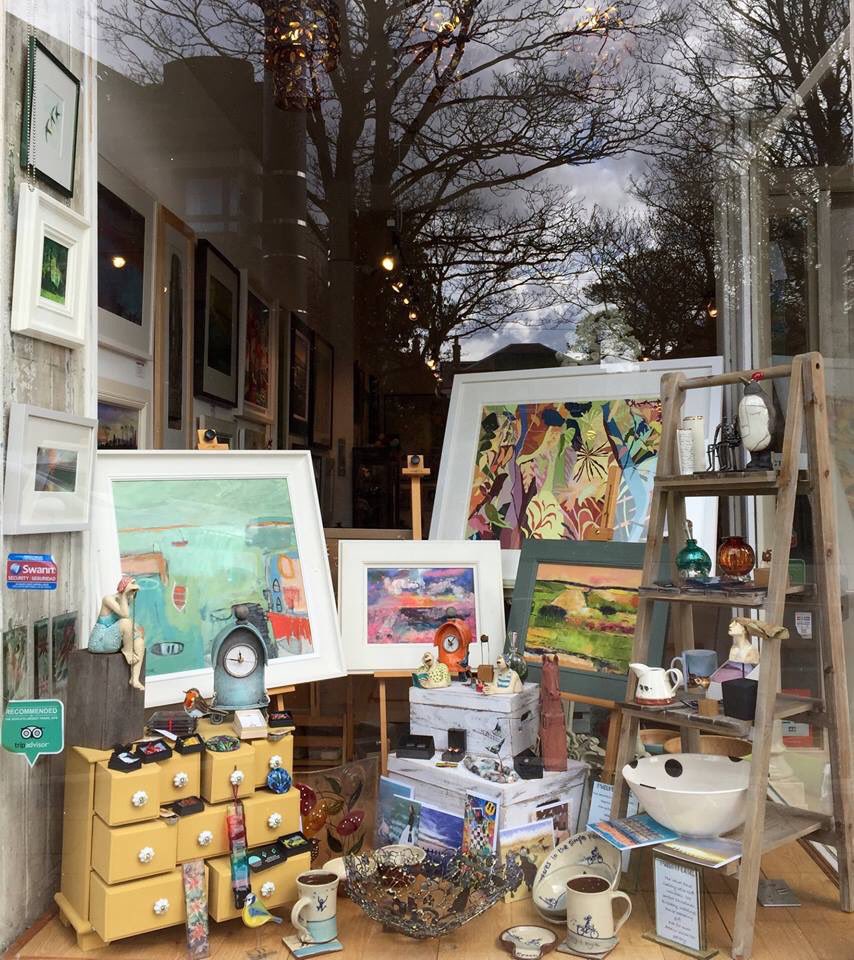 Velvet Easel Gallery (VelvetEasel) Twitter