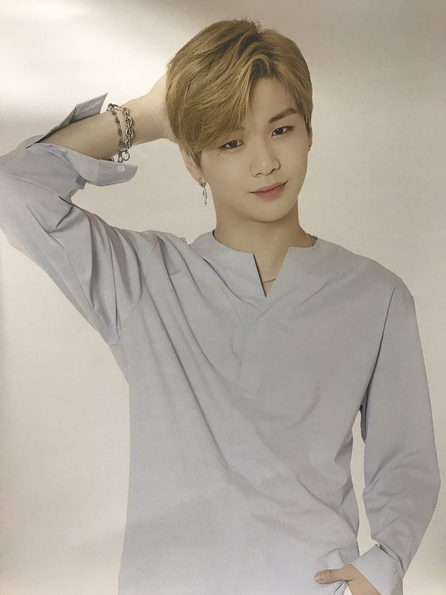 My4En's tweet photo. 강다니엘 요하이 전신브마 판매해요
운미포 0.5 
쿨거시 에눌 가능 
인천 직거래 가능

#강다니엘 #녤 #당가 #다니엘 #워너원 #김재환 #옹녤환 #옹 #옹성우 #윤지성 #황민현 #황 #배진영 #박지훈 #박우진 #이대휘 #라이관린 #하성운 #셍 #WANNAONE #daniel #포스터 #브로마이드 #브마 #요하이 #굿즈 https://t.co/PdGaNMBlfZ