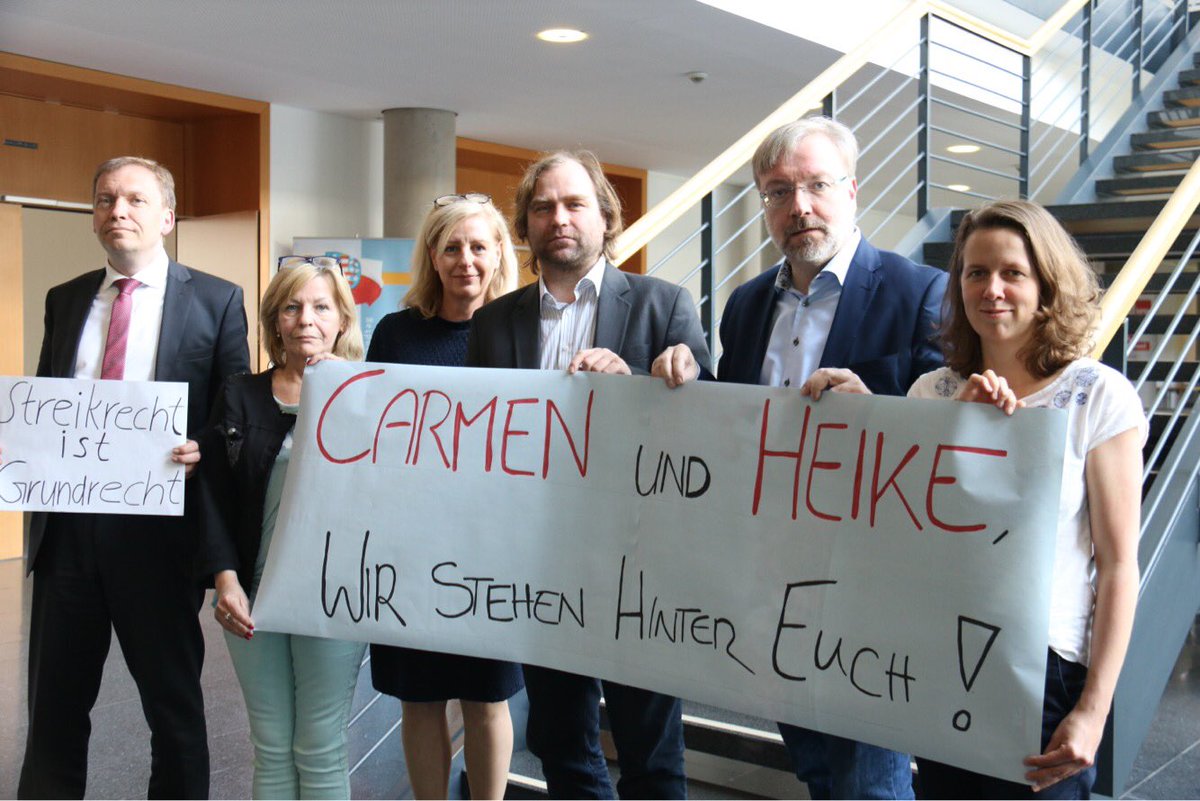 In der Celenus-Klinik in @Kur_Langensalza werden aufgrund eines rechtmäßigen Arbeitskampfes Beschäftigte zu unrecht entlassen. Wir dürfen nicht tatenlos zusehen, dass Pfleger*innen so behandelt werden. Wir stehen solidarisch an der Seite von Carmen, Heike und allen Beschäftigten!