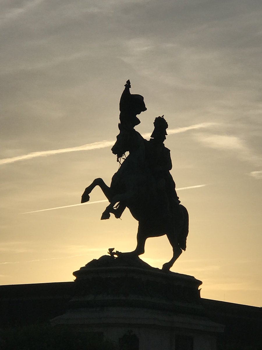 <a href="/EUROSPINESoc/">EUROSPINE</a> 
#SpringSpecialtyMeeting2018
 
Tschuss Wien. Zu viel spass. 

Thanks to <a href="/EdgeMedicalUK/">Edge Medical</a> for supporting this CME. 👍