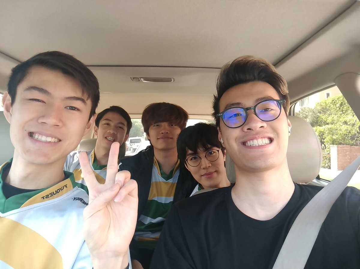 colourlss's tweet photo. No matter where he goes next, I'll still continue to support Fly, I really do believe in him as a player and love to see him play at his best. Let's come back stronger in the future! #FlyFighting ๐ค๐ผ https://t.co/wkWAlyszFv