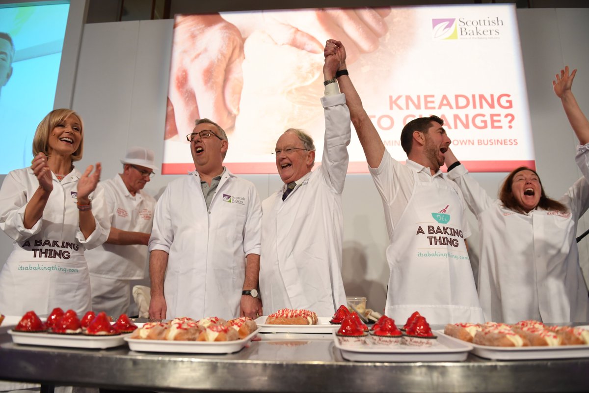 ScottishBakers's tweet photo. This time next week we'll be witnessing the great BAKO Cake Off! @MichTurnerLVCC will be setting the challenge #pipingbagsattheready #scottishbakers2018 @BAKO_NW @BAKOScotland https://t.co/NJ6ho39FMb