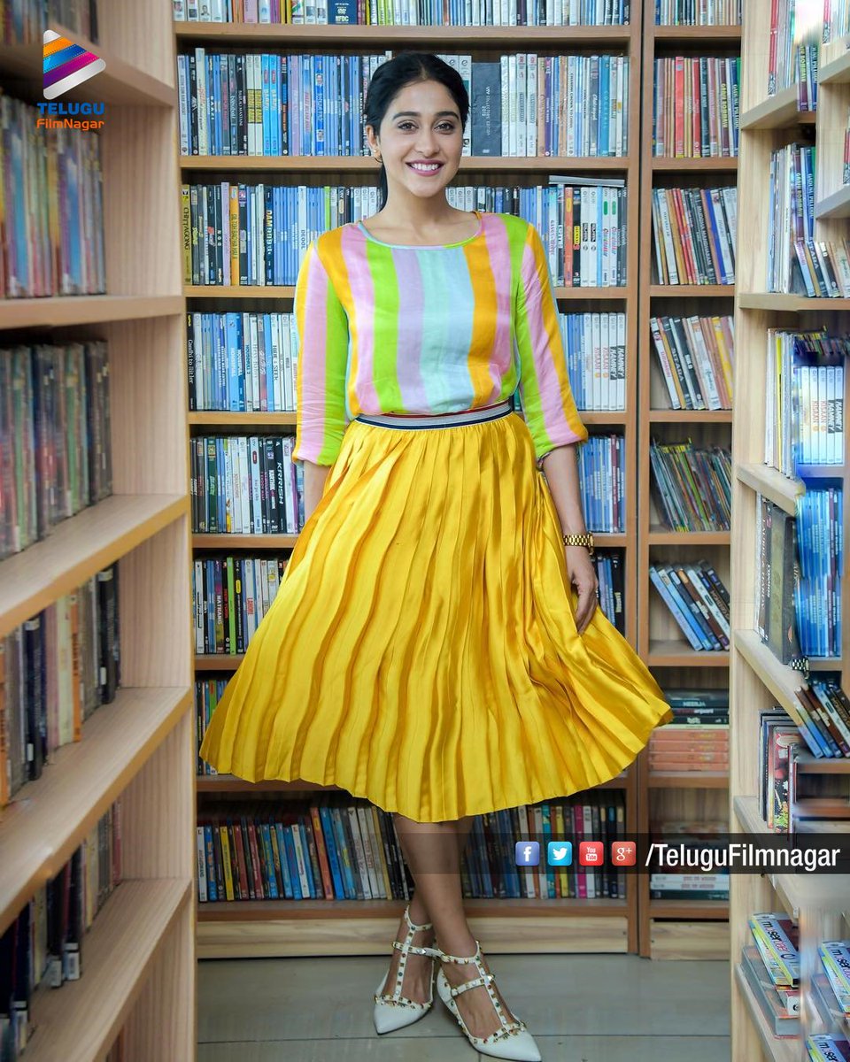 telugufilmnagar's tweet photo. Keeping it cool, chic and classy, @ReginaCassandra is giving us some summer style inspiration! #ReginaCassandra❣️
#StealTheStyle #TollywoodActress
Gallery : https://t.co/QDDQArNfIw https://t.co/udBgipEkWn