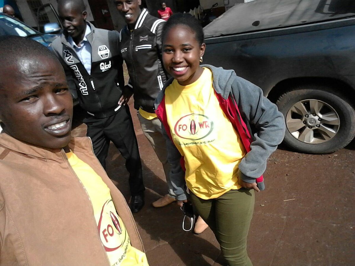 Friends_of_WSR's tweet photo. Our FOWR team at Olenguruone waiting for H.E @WilliamsRuto 

#KuresoiSouthVisit #TwendeKuresoi https://t.co/ZWDsDj3nqo