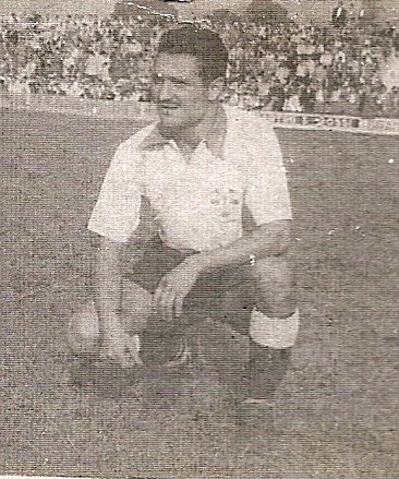 100alicantecf's tweet photo. @Alicantinistas CONOCE a otro de los JUGADORES MAS BRILLANTES de la Historia del Alicante CF.Roman Jover-JOVER I 

Para ver todos los detalles, pulsa,en la siguiente direccion :
 https://t.co/XhVkTvghmA https://t.co/V2q3DIRnK9