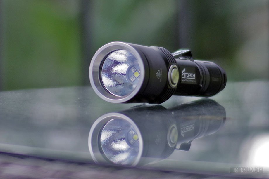 lumenzilla's tweet photo. Fitorch MR35, 1200 lumens plus RGB LED + UV https://t.co/ndrqKRed1G https://t.co/5mZXjAvfKf
