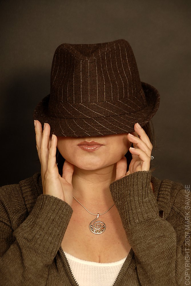 e__amato's tweet photo. Hmmm #oldheadshotday - ok - 

photo by Mark Savage from #LAPoets series
style by @bratstore 
hat gone missing @ #EdinburghFringe
won't throw away the hoodie, even though it has holes https://t.co/ujsfL5UDfX
