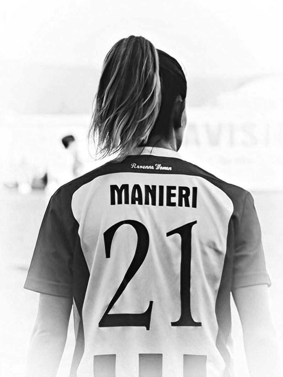 RaffaManieri's tweet photo. Juventus - Ravenna 
Ore 15:00 
Diretta su J/TV canale 212 di Sky 
#raffamanieri #ravennawoman https://t.co/5WFF05m0ui