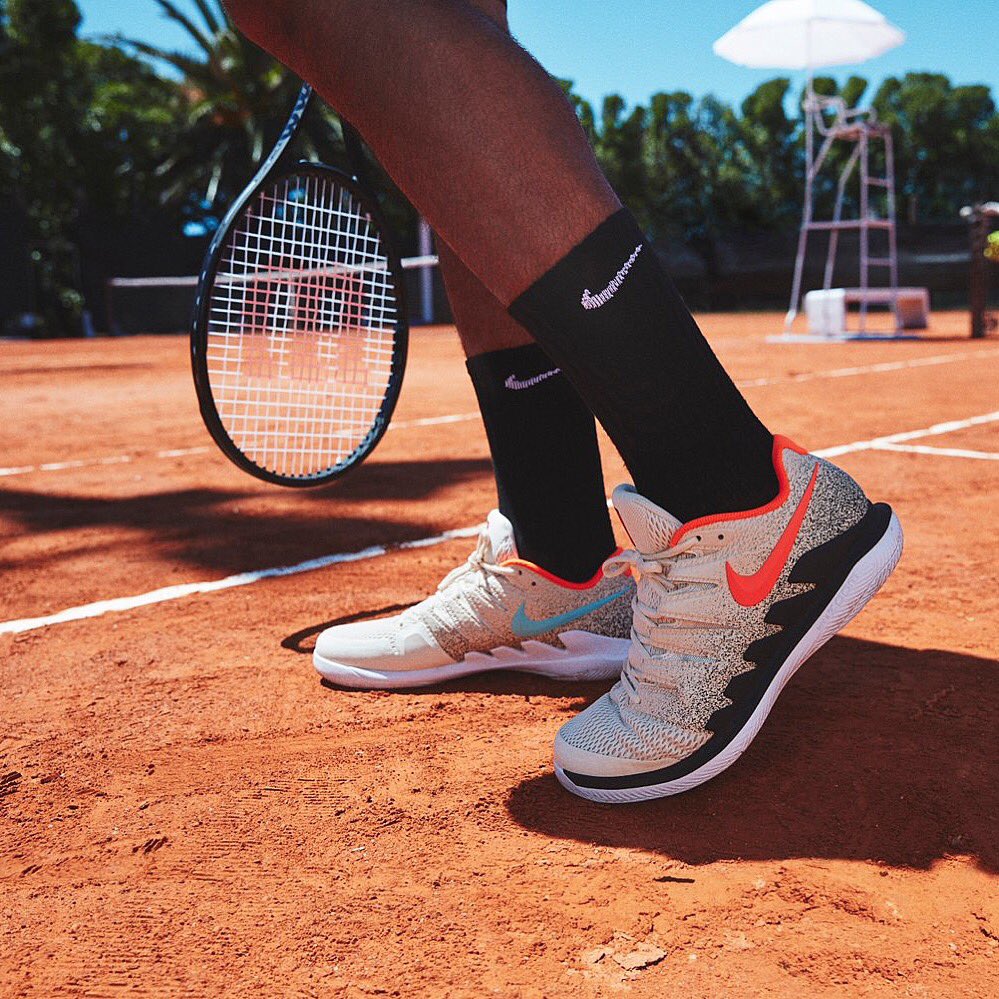 ¡Juego, set y partido!✊🏼🎾 Con las nuevas zapatillas @Nikecourt Vapor X Clay... no tendrás rival en la pista!💪🏼😎 5sets.es/es/zapatillas-… #tenis #tennis #tennistime #tenislife #tennisshoes #tennislove #nike #niketennis #nikecourt #5sets #5setsmataró #mataró #mataro #BCN