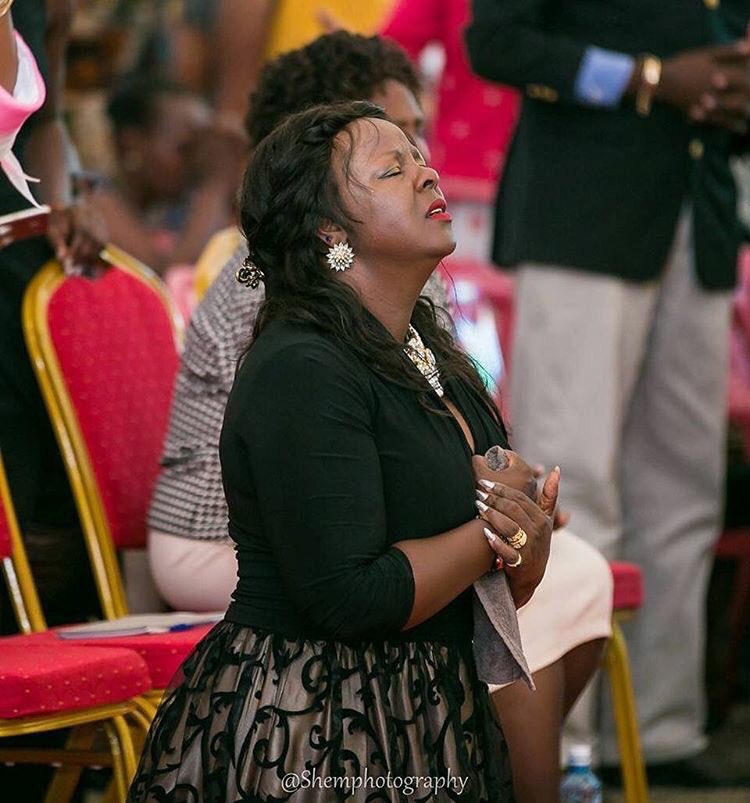 RevKathyKiuna's tweet photo. Lord, give me strength in my weakness. Give me faith in my fear. Give me power in my powerlessness.  Grant me tenacious courage as I go through this day. Grant me a cheerful spirit and courage to do whatever needs to be done. I put my trust in you Lord. In Jesus name, Amen! https://t.co/f4LXwKKjGE
