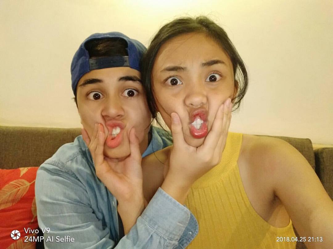 MayWardOfficial's tweet photo. Miss niyo na ba silang dalawa? Okay lang yan! Let's powervote nalang on M Y X Music Awards dahil kauna-unahan nilang nominasyon ito! Vote na!

WE MYX YOU MAYWARD

@maymayentrata07 @Barber_Edward_ https://t.co/bo9ZdVUO5i