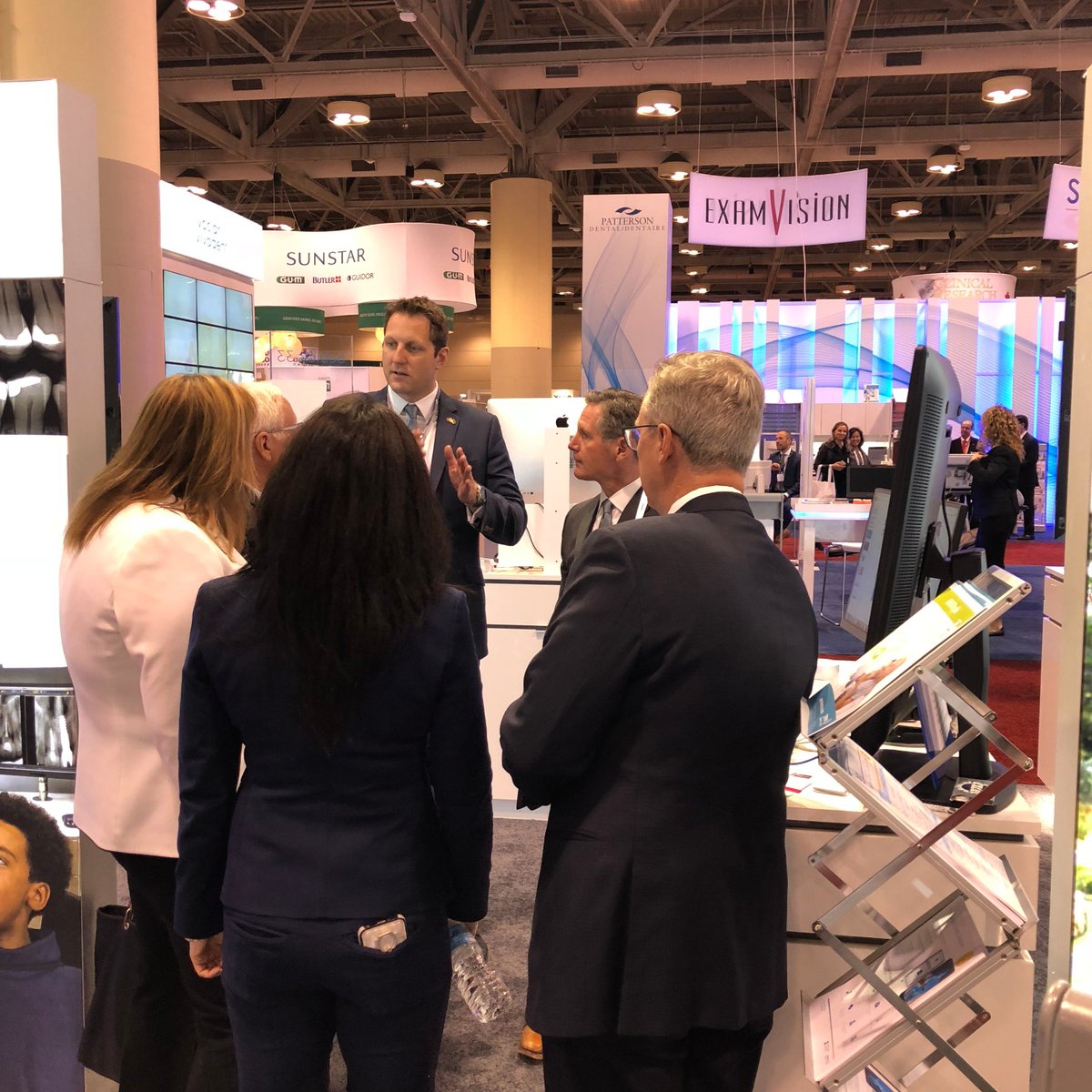 zephyrsleep's tweet photo. Day 1 at #ASM18 was spectacular! Showing more dentists how to see more and now do more with our Simple Sleep Solution at the Dentsply Sirona booth 1103. #MATRxplus #SICATAir #OPTISLEEP https://t.co/qjevEBWOtX