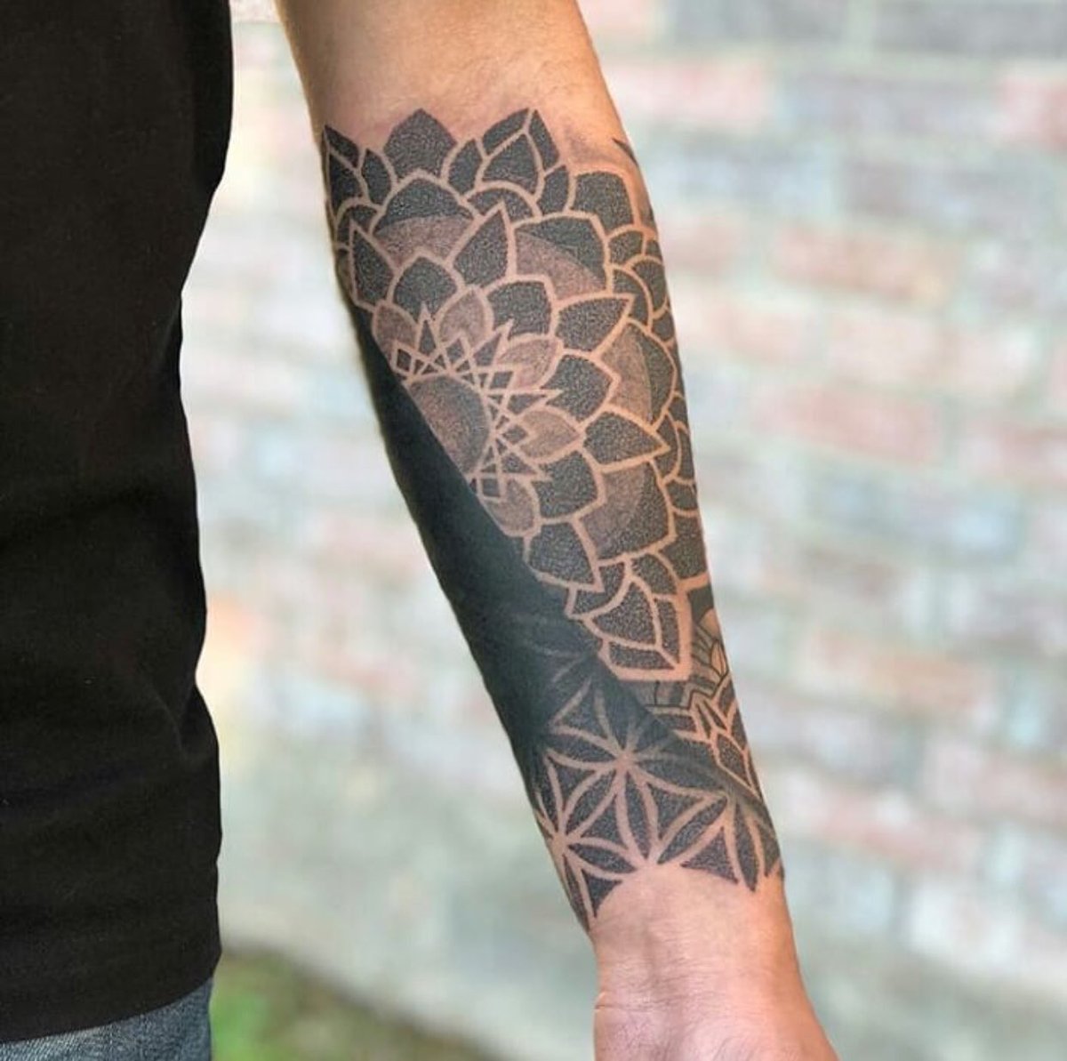 sugarlandtattoo's tweet photo. Here's a @jonwesttattoo mandala and black work half sleeve. Thanks for checking it out. #imperialtattoocompany #sugarlandtx #sugarlandtattoo #sugarlandtattoos #houstontattoo #houstontattoos #texastattoos #mandalatattoo #blackandgreytattoo #jonwest https://t.co/tWztYMhjqw