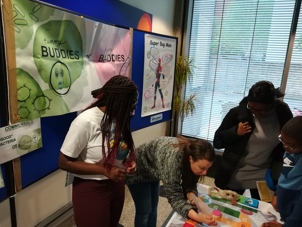 EGD_Hopkins's tweet photo. Having fun learning about Good &amp; Bad bacteria @CMBI_Imperial #Impfest #SuperBugZone https://t.co/6YiBZ7sURf