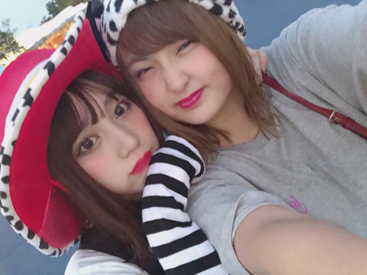 FURUKAWAYUKA_'s tweet photo. 35周年かわいかった🥕😢😢エクステ取った頭くさいのなおるかな https://t.co/EKxqcxTqMO