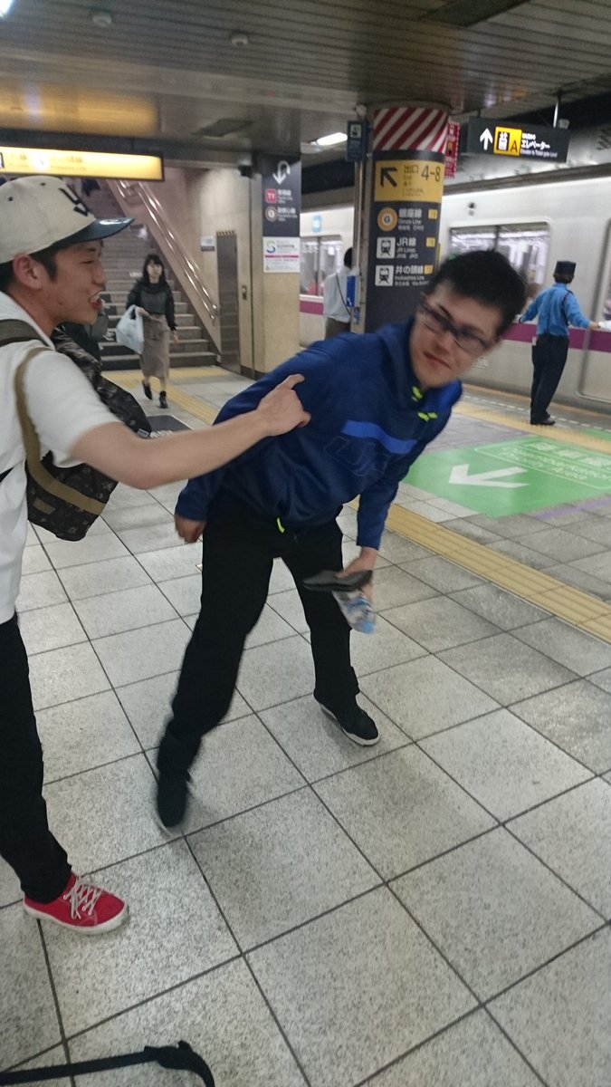 dj_nliya's tweet photo. #ASH09 限界マンが合流した https://t.co/GLiVXsPhJ8