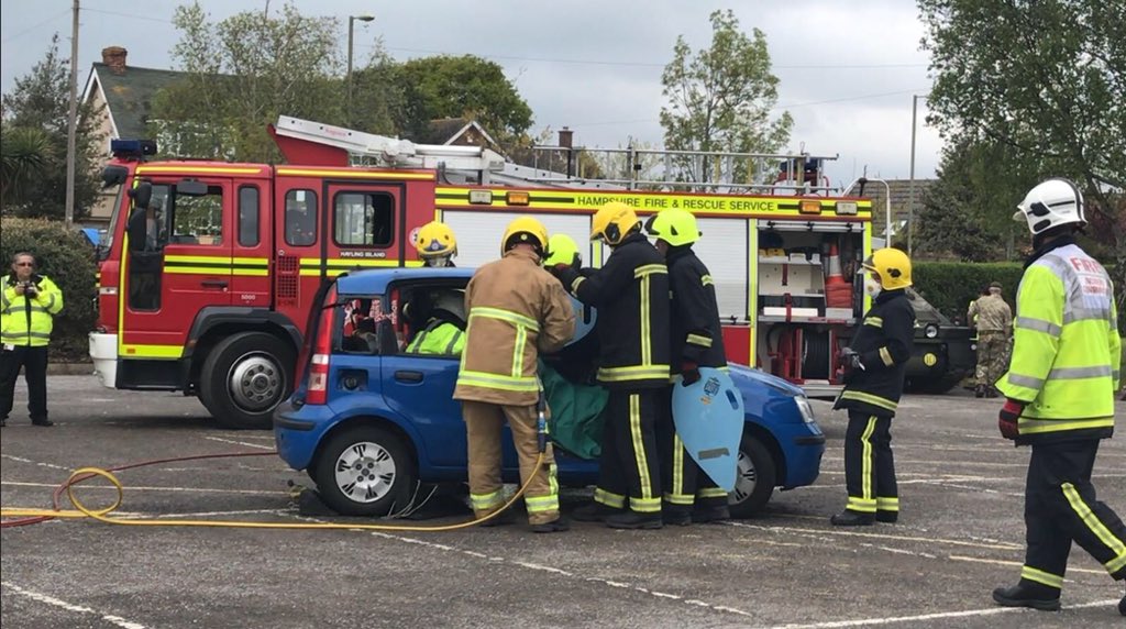 HaylingFire21's tweet photo. RTC demo underway, great engagement day for recruitment #4 local people interested in giving day cover π@HFRSInclusion π #safeand well #watersafety initiatives. @NeatBrian https://t.co/2vXMEbCKXL