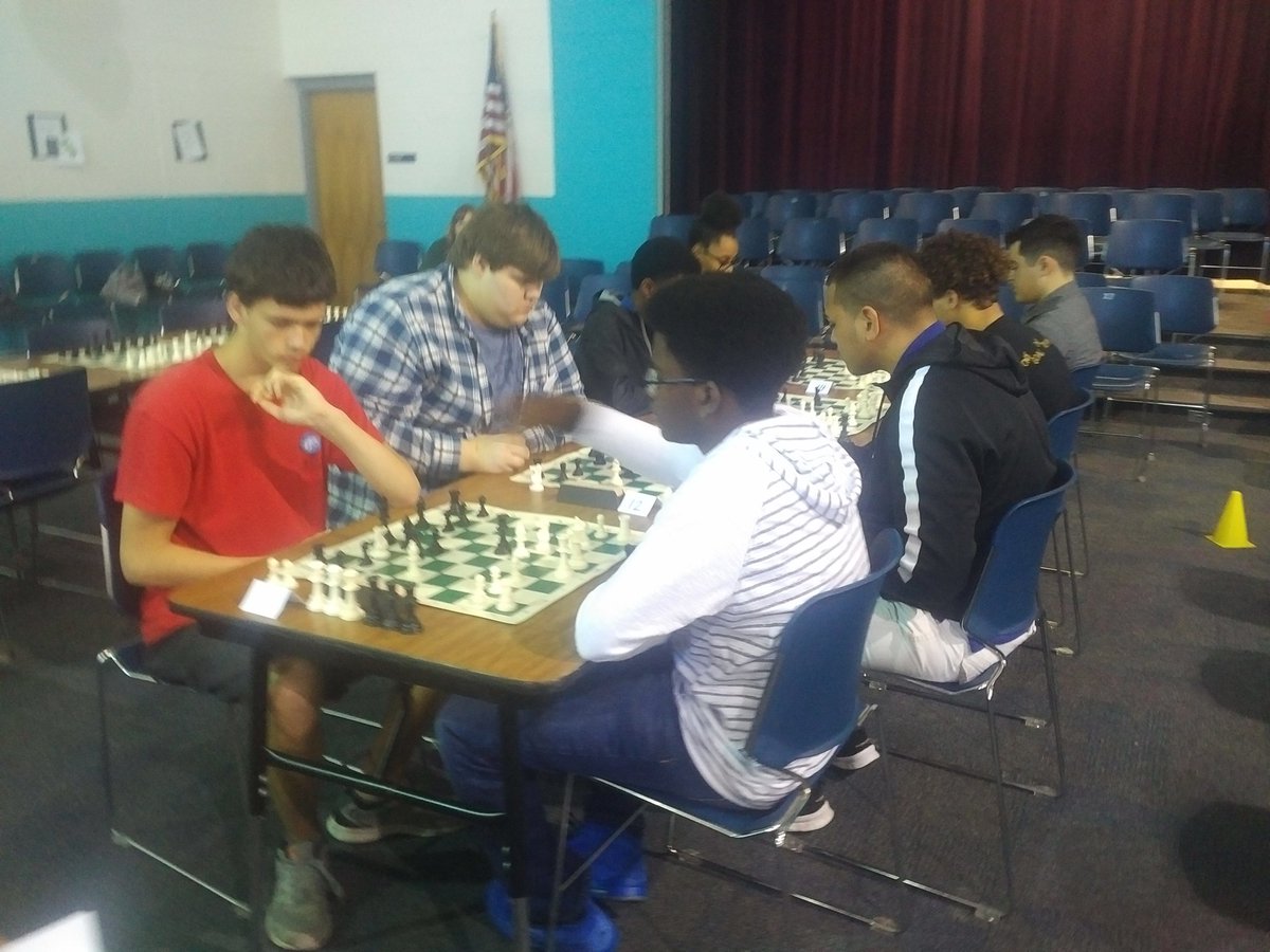 elklompstra's tweet photo. Moving right along to High School Chess. @OnslowSchools #ocsaig #checkmate #chessclocksrock https://t.co/m82f8CkVB8