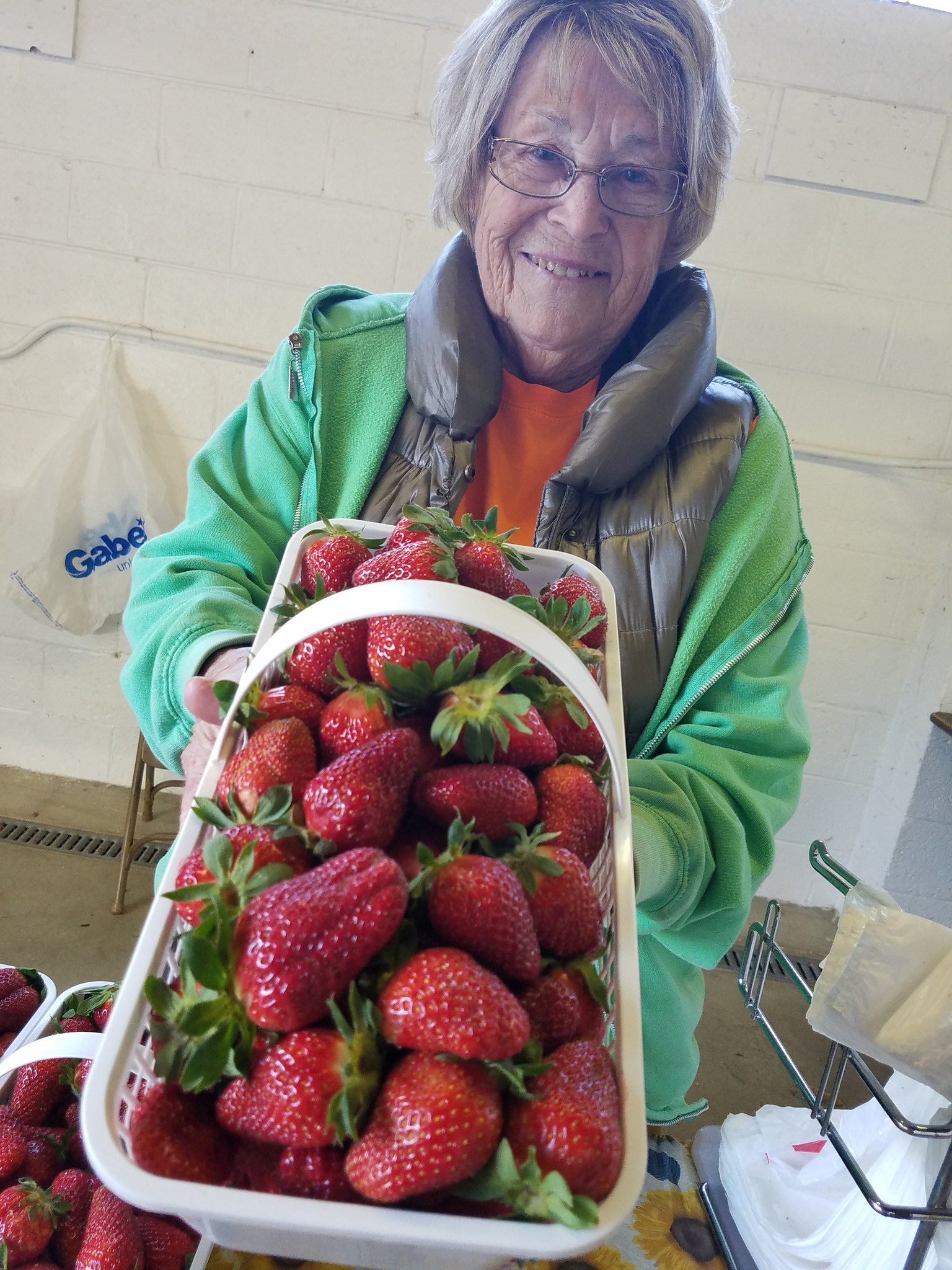 City Of Winston Salem Nc On Twitter Strawberries Are At The Ws Fairgrounds Farmers Market They Expect A Short Strawberry Season This Year We Re Open Until 1pm Https T Co Uuuu2lvggh,Shrimp Newburg